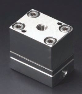 集積型マイクロリアクター　2×2型